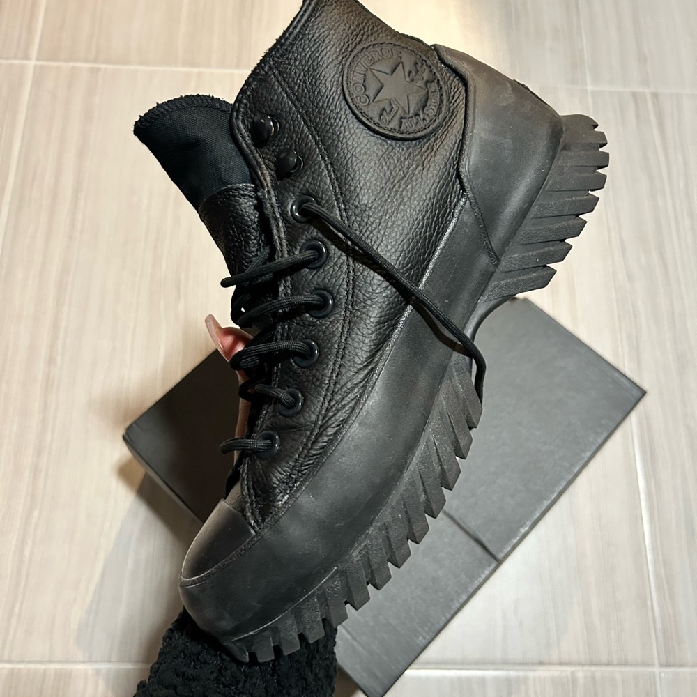 Converse Chuck Taylor Unisex Lugged Boots 2.0